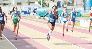 Momentos en que la ecuatoriana &Aacute;ngela Tenorio gana medalla de oro en los 100 metros planos. Fotos: Fernando Machado / El Tel&eacute;grafo