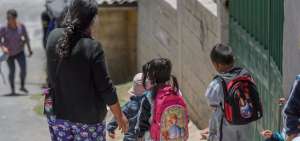 Exteriores de la unidad educativa de Quito, en donde habr&iacute;a ocurrido casos de agresi&oacute;n sexual.