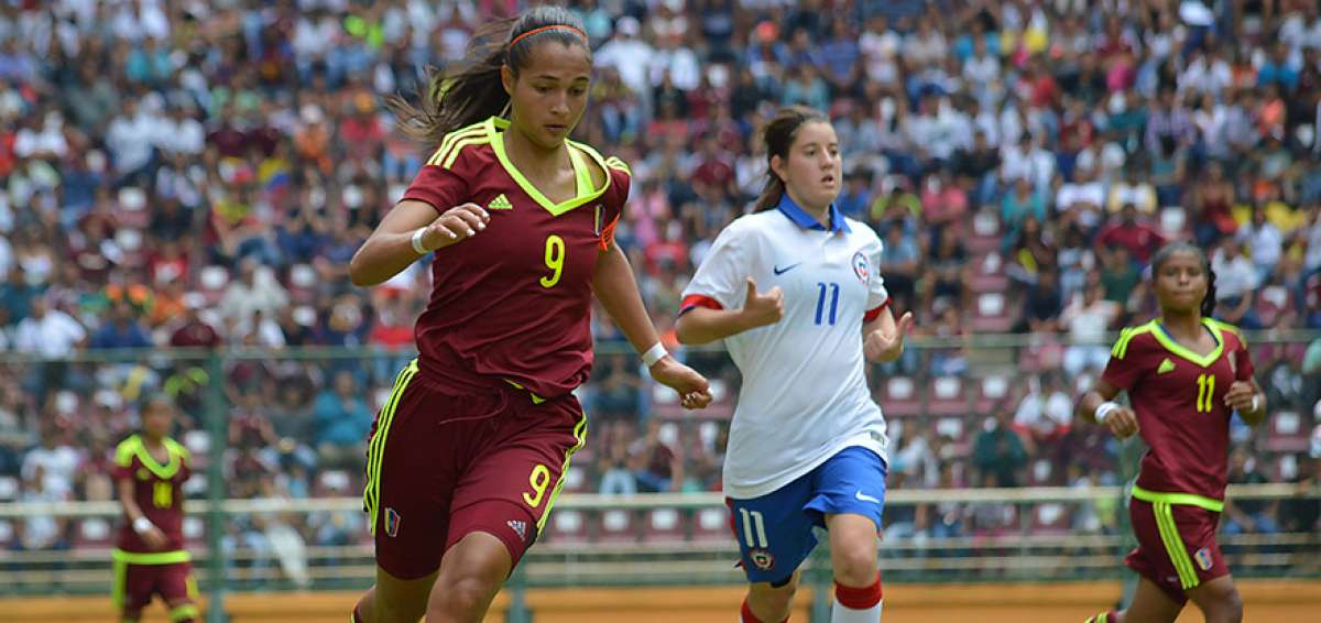 La venezolan Deyna Castellanos, de 18 a&ntilde;os, es tambi&eacute;n la goleadora hist&oacute;rica en los Sudamericanos Sub-17, con 14 anotaciones en 14 partidos.