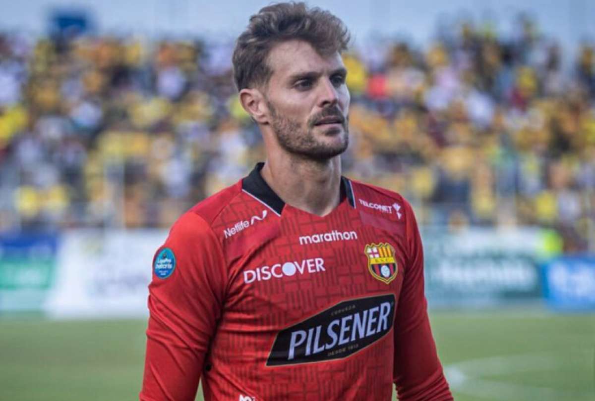 Javier Burrai volver&iacute;a al f&uacute;tbol ecuatoriano