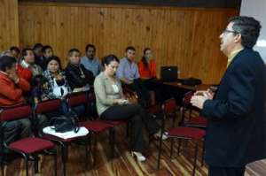 Funcionarios de la ANT del Azuay socializaron sobre transporte seguro.