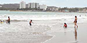 El balneario de General Villamil tiene una playa con una extensi&oacute;n de 14 kil&oacute;metros. Foto: Miguel Castro / El Tel&eacute;grafo