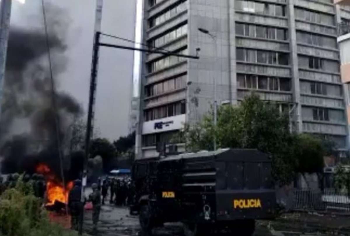 Fiscalía General del Estado nuevamente fue vandalizada por manifestantes