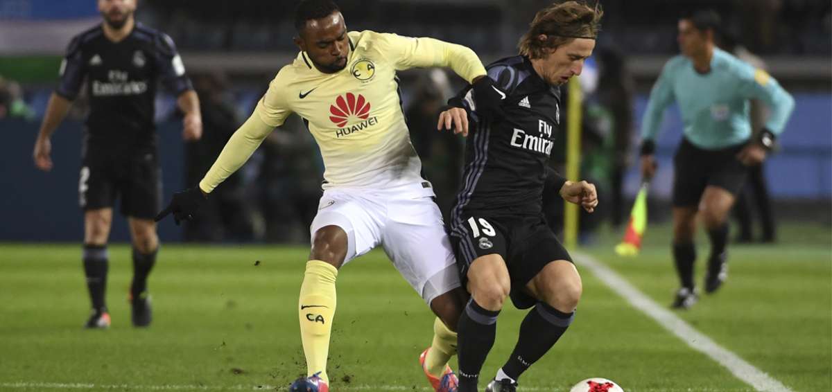 Modric pide a la FIFA que no contin&uacute;e con el "invento" del videoarbitraje