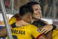 Barcelona logra su primer triunfo con Rescalvo, pero deja dudas en la hinchada