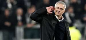 Mendes desmiente una posible salida de Mourinho del Manchester United