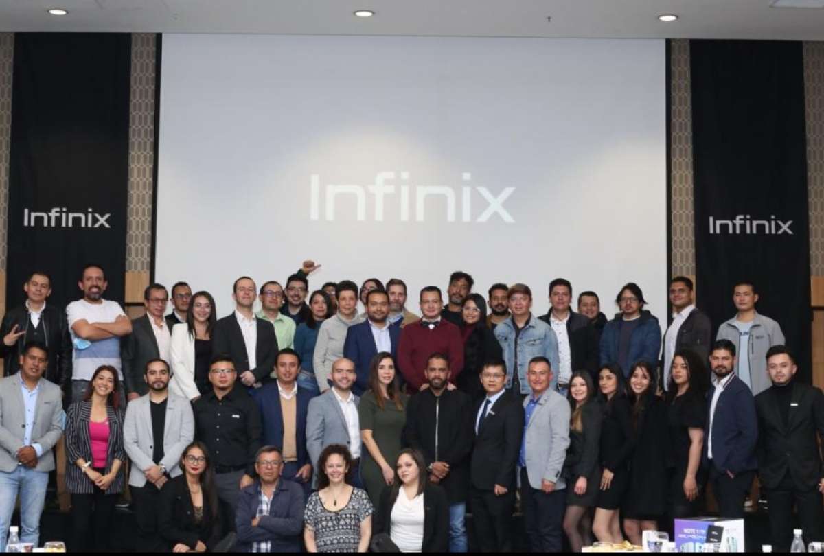 La compa&ntilde;&iacute;a Infinix present&oacute; su nuevo tel&eacute;fono celular
