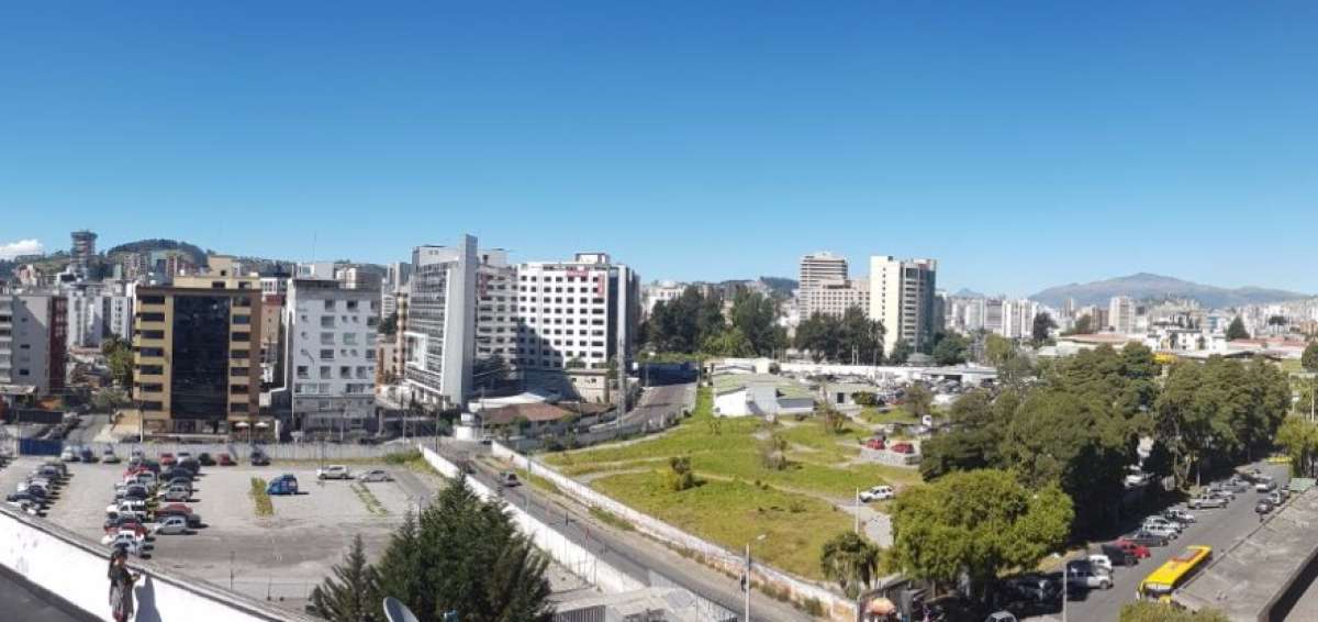 Quito, con cielo despejado, registr&oacute; temperatura m&iacute;nima de 4,4 grados y m&aacute;xima de 25