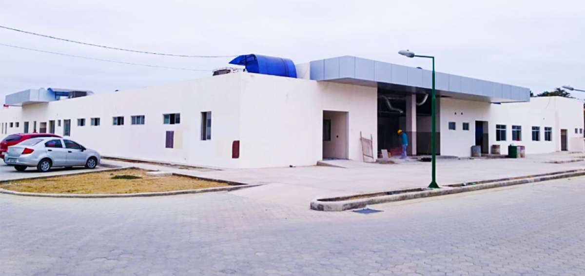 La casa de salud, ubicada al noreste de Guayaquil, en Pascuales, atender&aacute; a 75.000 habitantes. El centro de salud cuenta con 3.000 m2 de construcci&oacute;n. 
