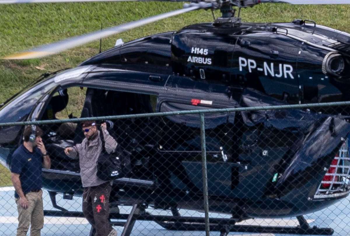 Neymar tambi&eacute;n lleg&oacute; en helic&oacute;ptero.