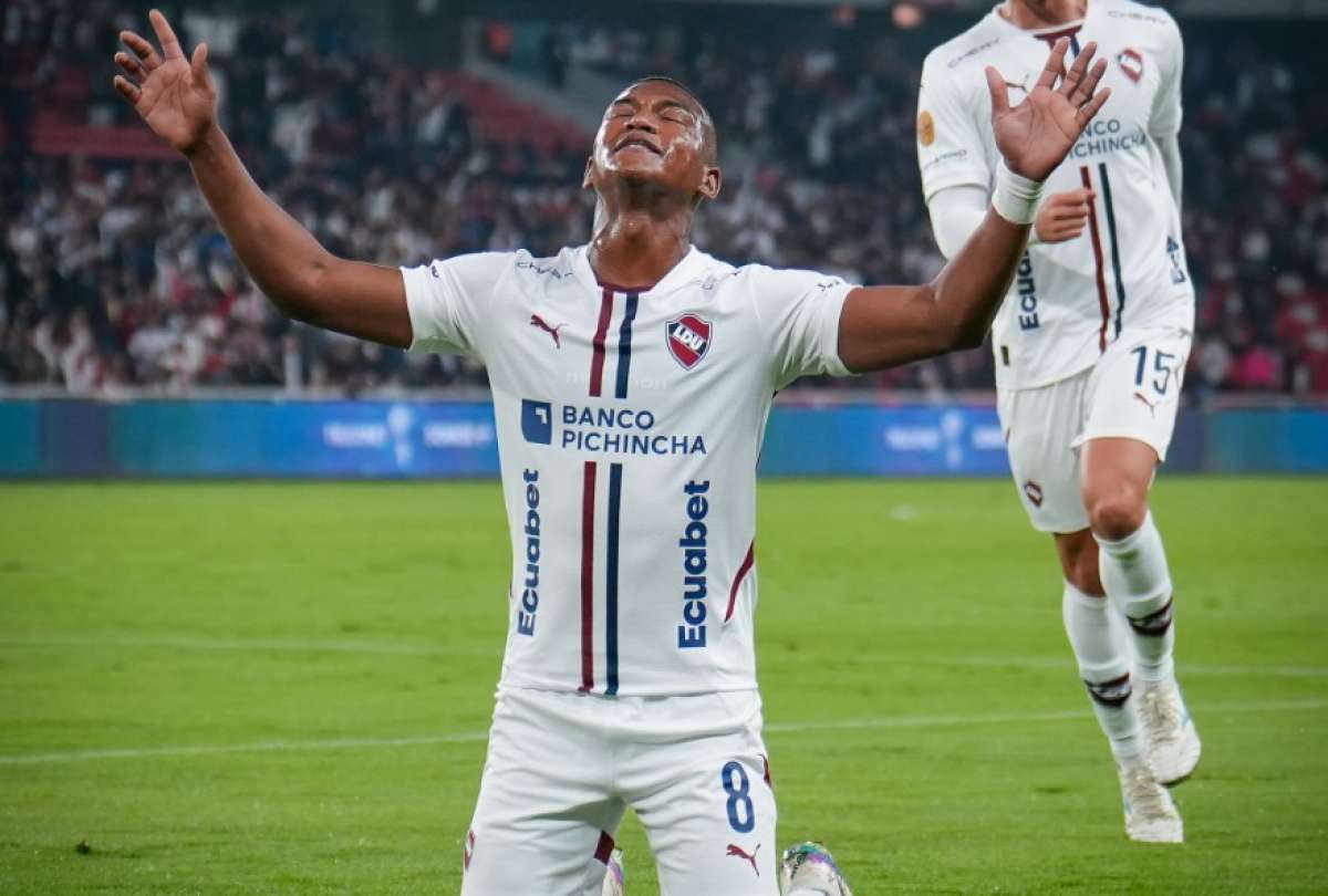 Liga de Quito pega primero: 1–0 a Barcelona en la Casa Blanca