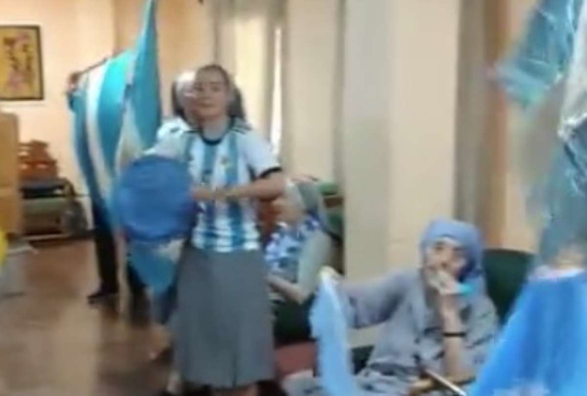 Un grupo de monjas se unió a los festejos mundialistas en Argentina. 