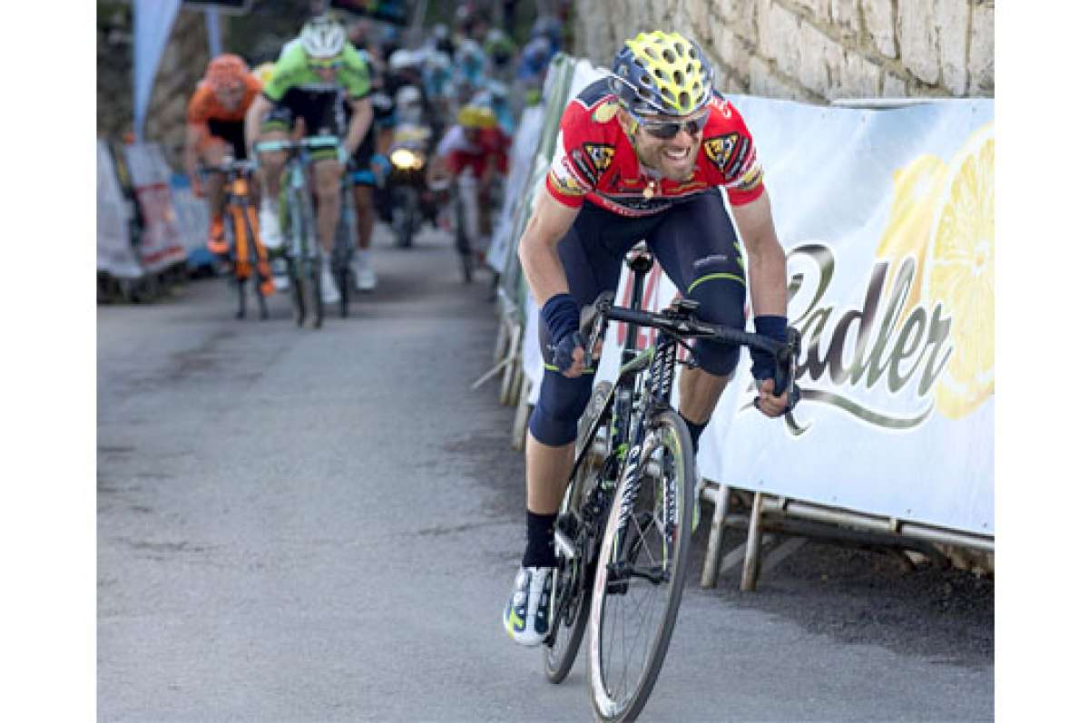 El ciclista espa&ntilde;ol Alejandro  Valverde, durante la segunda etapa de la Vuelta a Andaluc&iacute;a. Foto: EFE