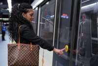 El Metro cambia su sistema de puertas desde el 1 de junio. Esto es lo que debes y no hacer. Para ello iniciarán una campaña informativa y de acompañamiento.