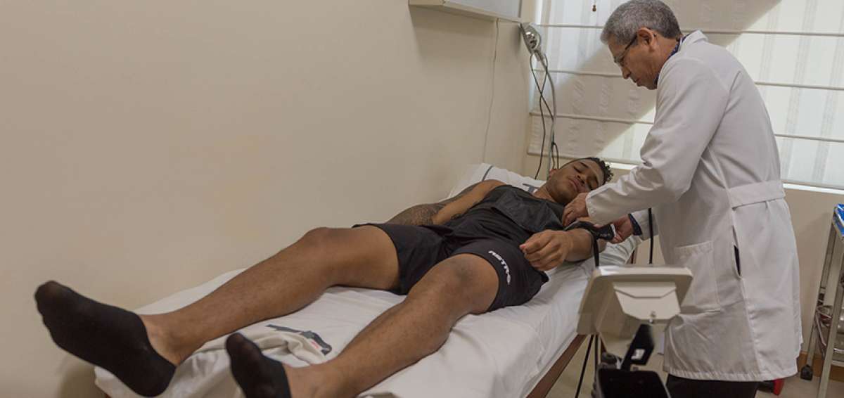 En el primer paso de las pretemporadas los jugadores son sometidos a evaluaciones m&eacute;dicas para tener un diagn&oacute;stico y as&iacute; iniciar los trabajos f&iacute;sicos.