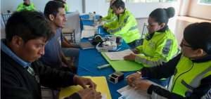 En las instalaciones de El Telef&eacute;rico  se realiza el proceso de recepci&oacute;n de documentos destinados a la regularizaci&oacute;n.