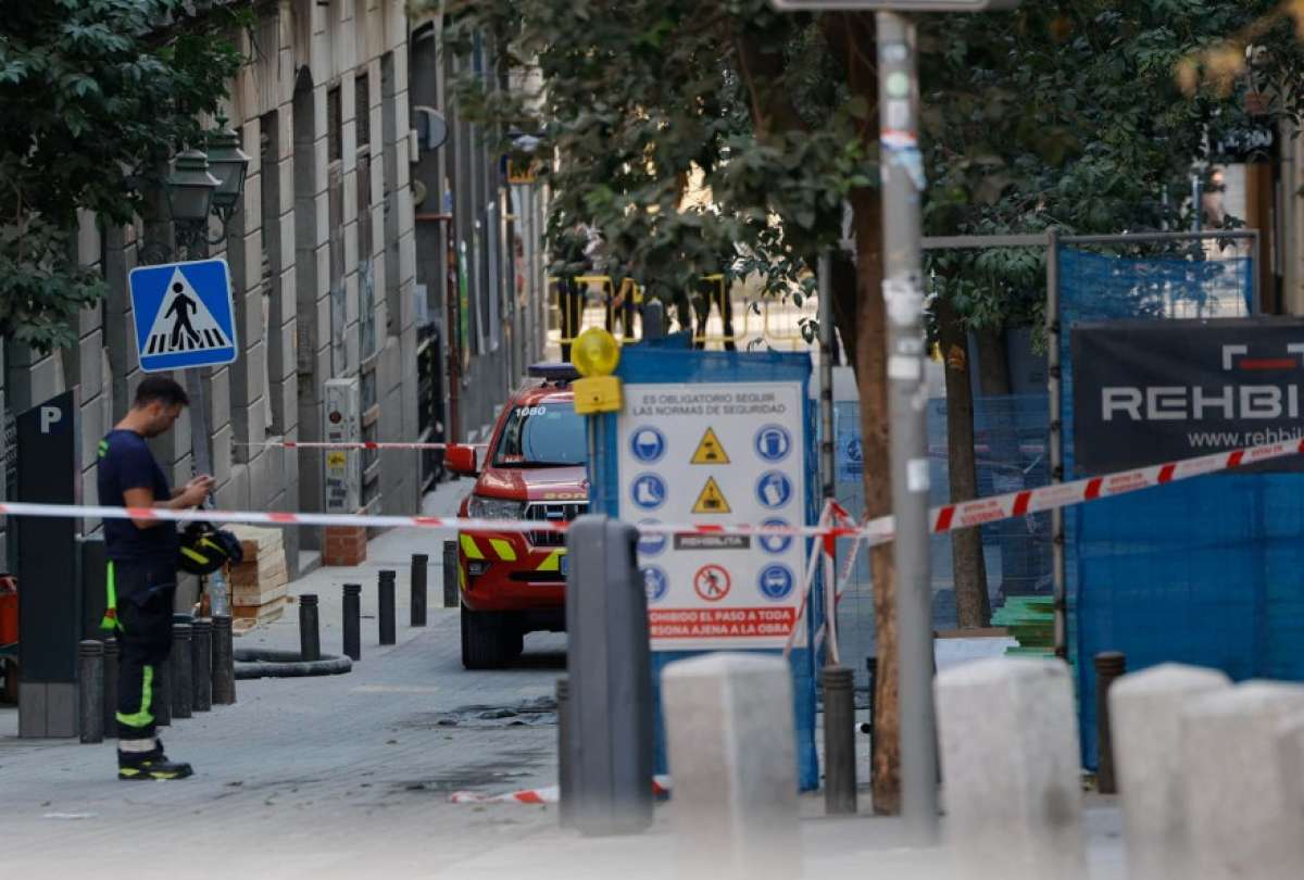 Un derrumbe en la terraza causó el desplome mortal de un edificio en Madrid, España. Un ecuatoriano está entre las víctimas.