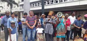 Durante octubre las asociaciones planificaron m&aacute;s actividades. El 13 y 14 hubo varios actos en la Casa de la Cultura Ecuatoriana N&uacute;cleo del Guayas.