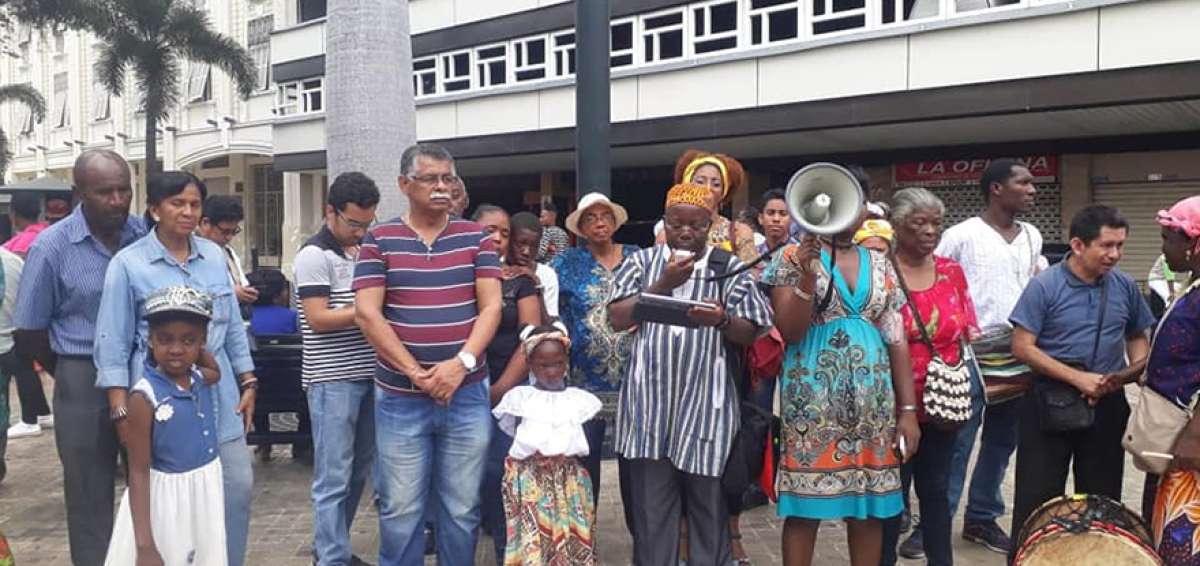 Durante octubre las asociaciones planificaron m&aacute;s actividades. El 13 y 14 hubo varios actos en la Casa de la Cultura Ecuatoriana N&uacute;cleo del Guayas.