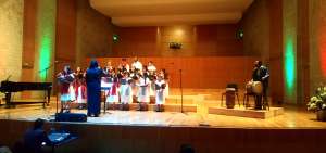 El Coro de la Compasi&oacute;n, dirigido por Jes&uacute;s Garc&iacute;a de Le&oacute;n, demostr&oacute; una fusi&oacute;n de talentos con sus integrantes en la Casa de la M&uacute;sica.  