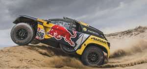 El franc&eacute;s S&eacute;bastien Loeb se adjudic&oacute; su tercera etapa en el Rally Dakar.