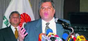 Los hermanos Roberto y William Isa&iacute;as fueron sentenciados por ser parte de la crisis econ&oacute;mica de 1999.