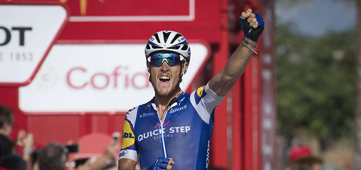 Trentin impone  su velocidad y Froome lidera la Vuelta a Espa&ntilde;a
