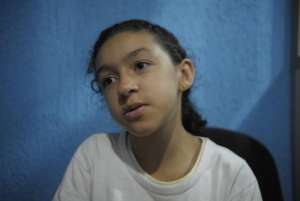 Agatha Cris, reside en la favela Chap&eacute;u Mangueira, en la zona sur de R&iacute;o de Janeiro. Foto internet.
