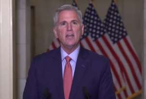 Kevin McCarthy, presidente de la Cámara de Representantes, anunció apoyo a la investigación. 