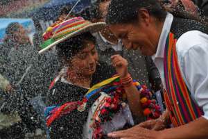 El Carnaval es la fiesta mayor de la ciudad de Guaranda y un rasgo de identidad de la provincia de Bol&iacute;var en el Ecuador e incluso en el mundo. Foto: http://ecuador.travel/blog