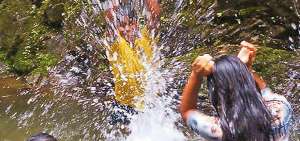 Las cascadas que forman los r&iacute;os Cristal, Piripe y Pachijal ofrecen la oportunidad de pasar buenos momentos tanto a grandes como a chicos.