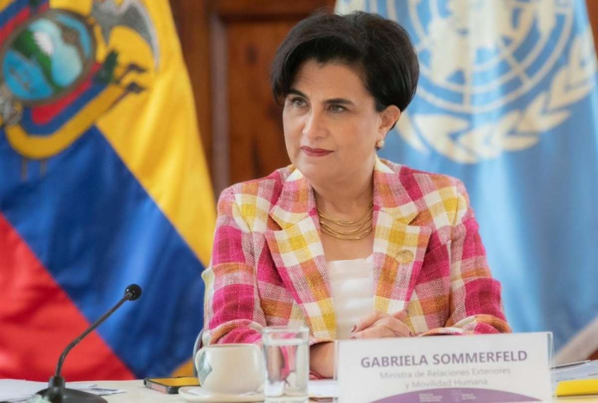 Cancillería gestiona vuelo humanitario para ecuatorianos que deseen salir de Israel