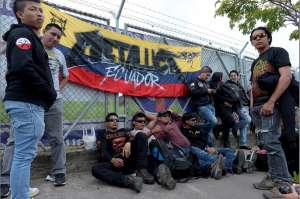 Desde el domingo, los fan&aacute;ticos de la banda estadounidense hicieron fila para lograr un buen lugar en el concierto de esta noche. Foto: Marco Salgado/El Tel&eacute;grafo