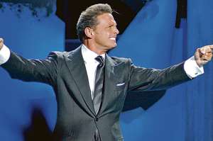 Luis Miguel es el cantante m&aacute;s caro en la historia del festival de Vi&ntilde;a del Mar.