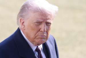 Donald Trump lanza mensajes confusos acerca de la operaci&oacute;n militar contra Ir&aacute;n. 