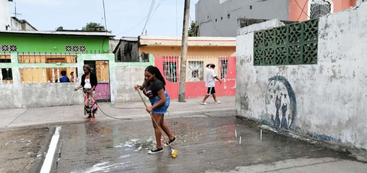 Joven fue asesinado junto a su casa en el sur Guayaquil
