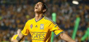 Reportan desaparici&oacute;n en M&eacute;xico de Alan Pulido, delantero del Olympiacos griego