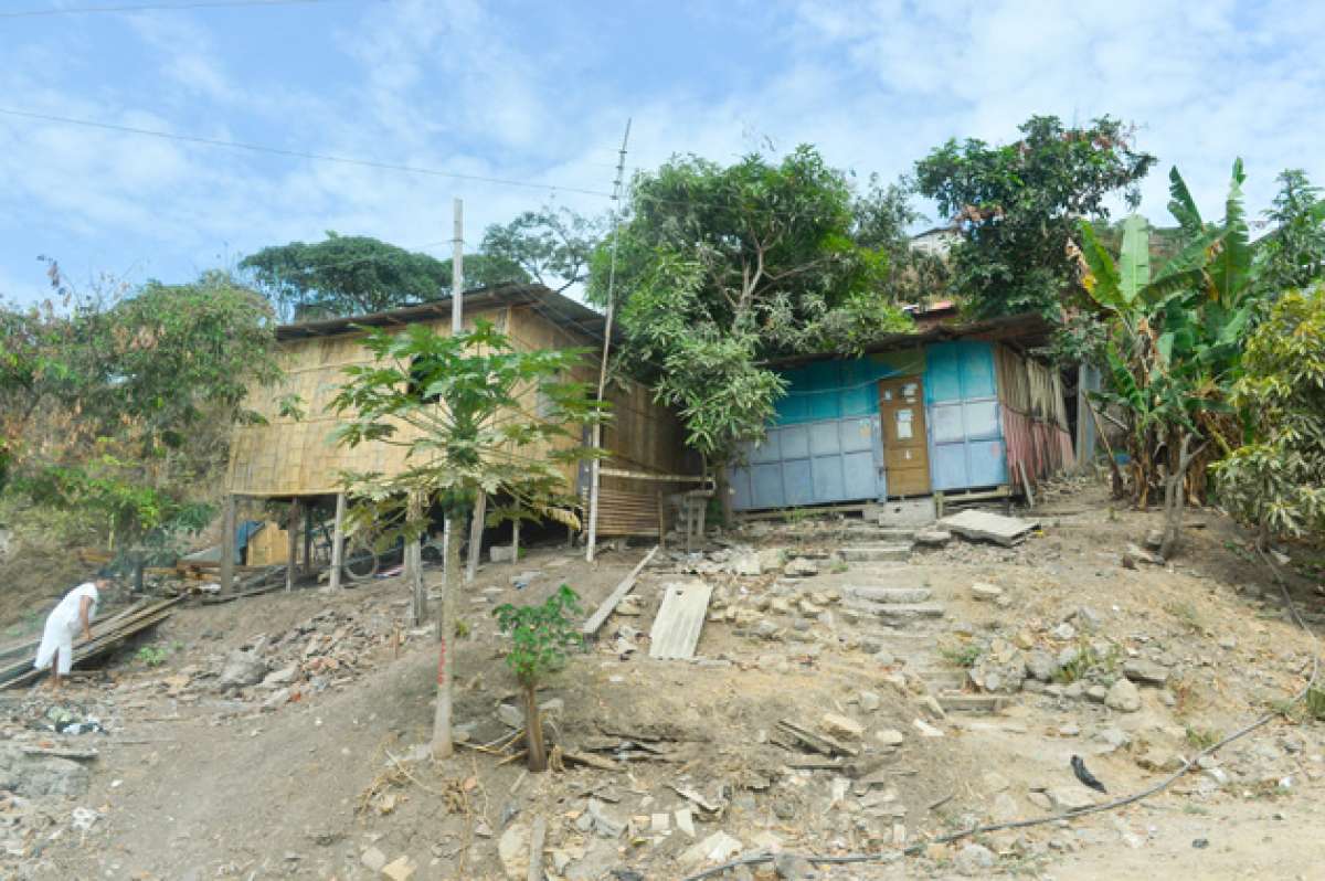 En Janeth Toral, en el noroeste del cant&oacute;n, hay casas de ca&ntilde;a construidas en los cerros. Algunas est&aacute;n en zonas muy empinadas. William Orellana / El Tel&eacute;grafo