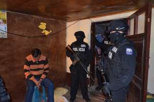 Las acciones policiales empezaron a las 03h00, hasta cerca de las 11h00, de este viernes 27 de marzo.