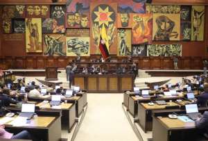 Mishel Mancheno señaló a legisladora de RC5 por supuesto cobro de diezmos en la Asamblea Nacional