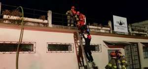 Cuarenta bomberos controlaron la emergencia. El fuego se origin&oacute; en la sala de ensayos de la Orquesta Sinf&oacute;nica de Cuenca.