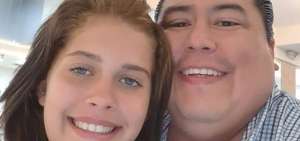 La ciudadana venezolana Ariana del Carmen Gonz&aacute;lez junto a la v&iacute;ctima, Jorge Flores Lema.