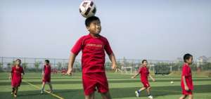 El sue&ntilde;o de convertir a China en potencia del f&uacute;tbol choca con la educaci&oacute;n