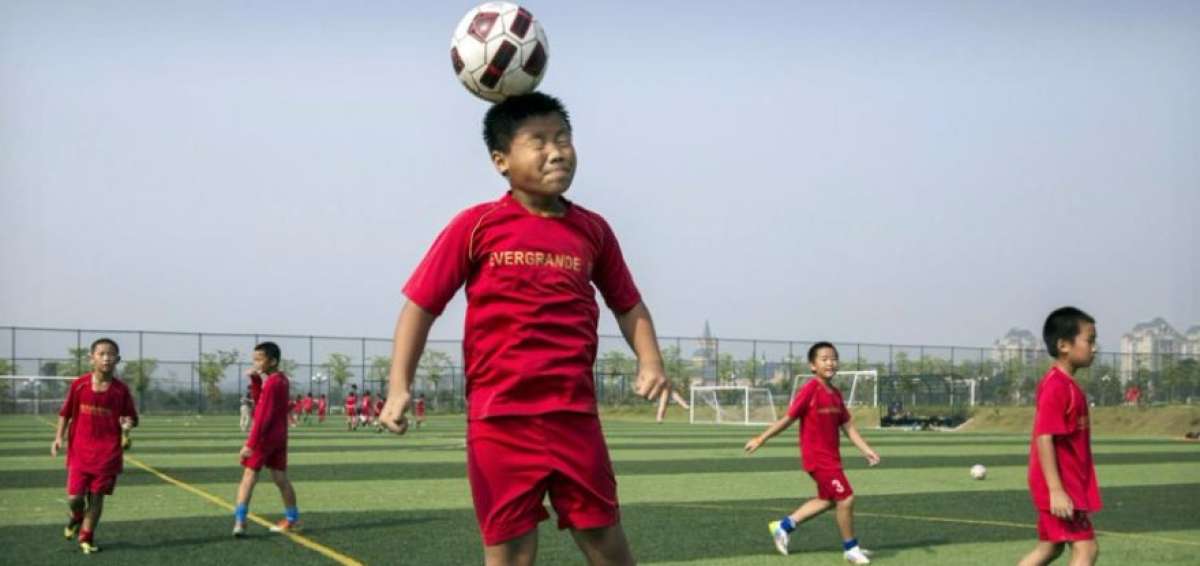 El sue&ntilde;o de convertir a China en potencia del f&uacute;tbol choca con la educaci&oacute;n