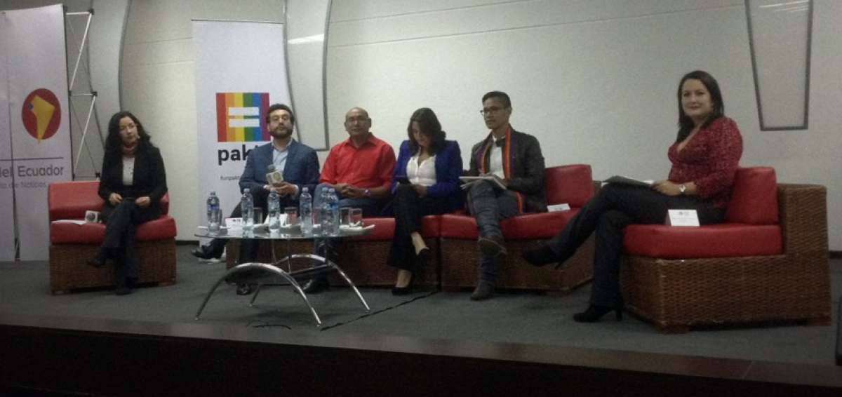 Paredes dialog&oacute; sobre derechos de GLBTI en sufragios