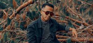 Actualmente el fot&oacute;grafo cuencano est&aacute; de gira con Prince Royce por Estados Unidos. 