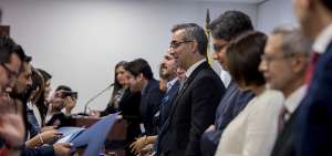 Jalkh presidi&oacute; ayer la entrega de certificados a 59 abogados que aprobaron el curso de formaci&oacute;n para jueces. 