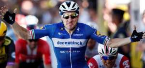 Italiano Elia Viviani gan&oacute; cuarta etapa del Tour de Francia