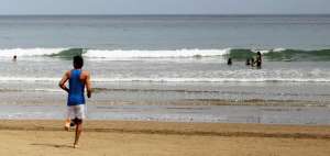 Salvavidas de Manta plantean normativas para los ba&ntilde;istas