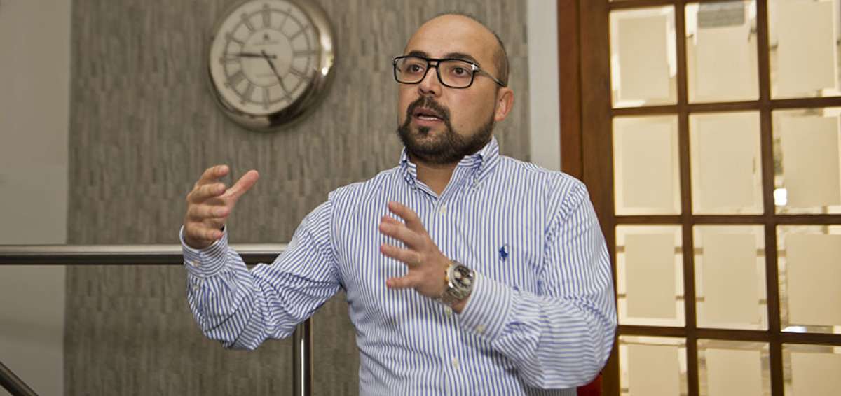 Juan DeHowitt Holgu&iacute;n. Candidato a la Prefectura de Tungurahua.